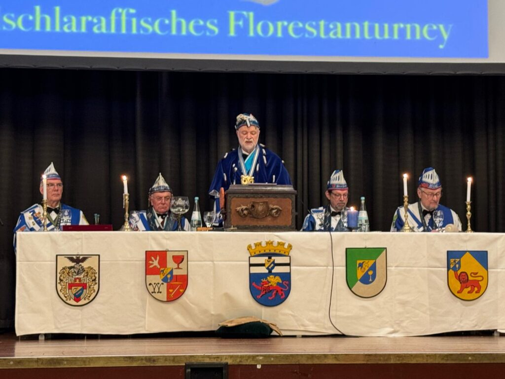 Foto v.l.n.r: Kantzler, Oberschlaraffe des Äußeren, Oberschlaraffe der Kunst in Funktion, Oberschlaraffe des Inneren, Reychsmarschall